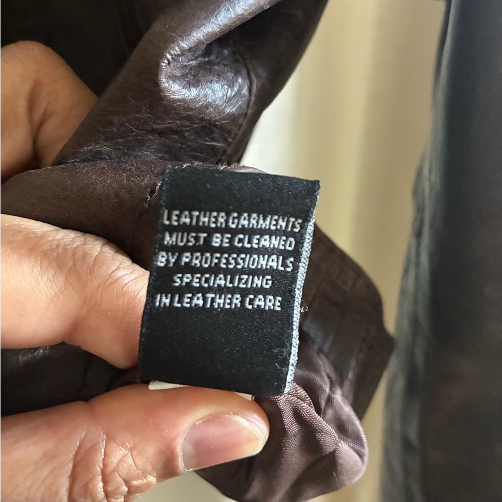 Women’s Brown Genuine Leather Jacket Medium Fitted Hip Length Zip Front Classic - Picture 7 of 7